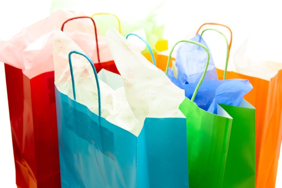 Tissue paper quantity for gift bag presentation